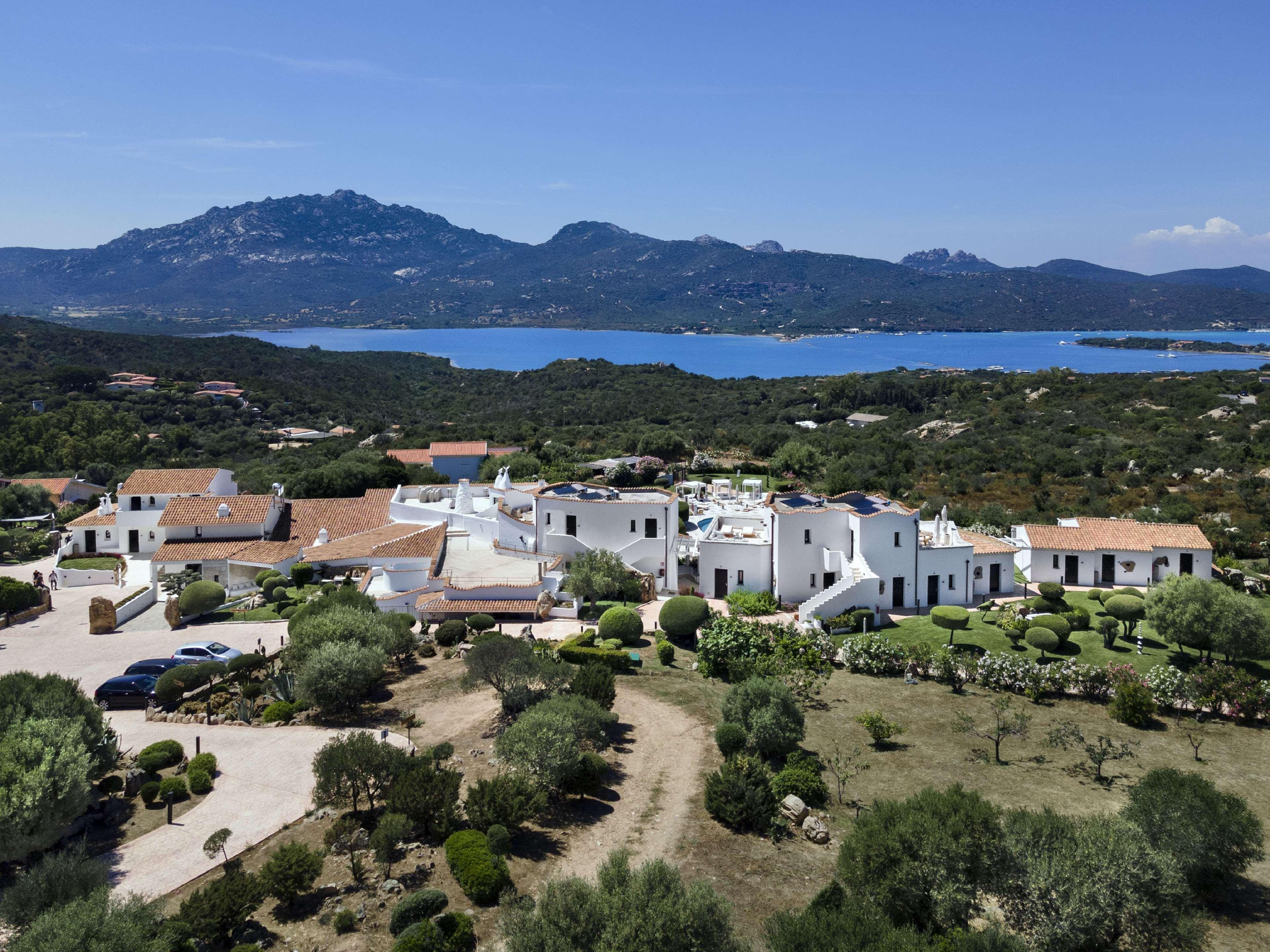 Sulia House Porto Rotondo, Curio Collection By Hilton Hotel Exterior photo